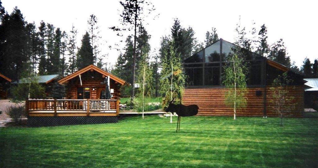 Silverwolf Log Chalets Coram Buitenkant foto